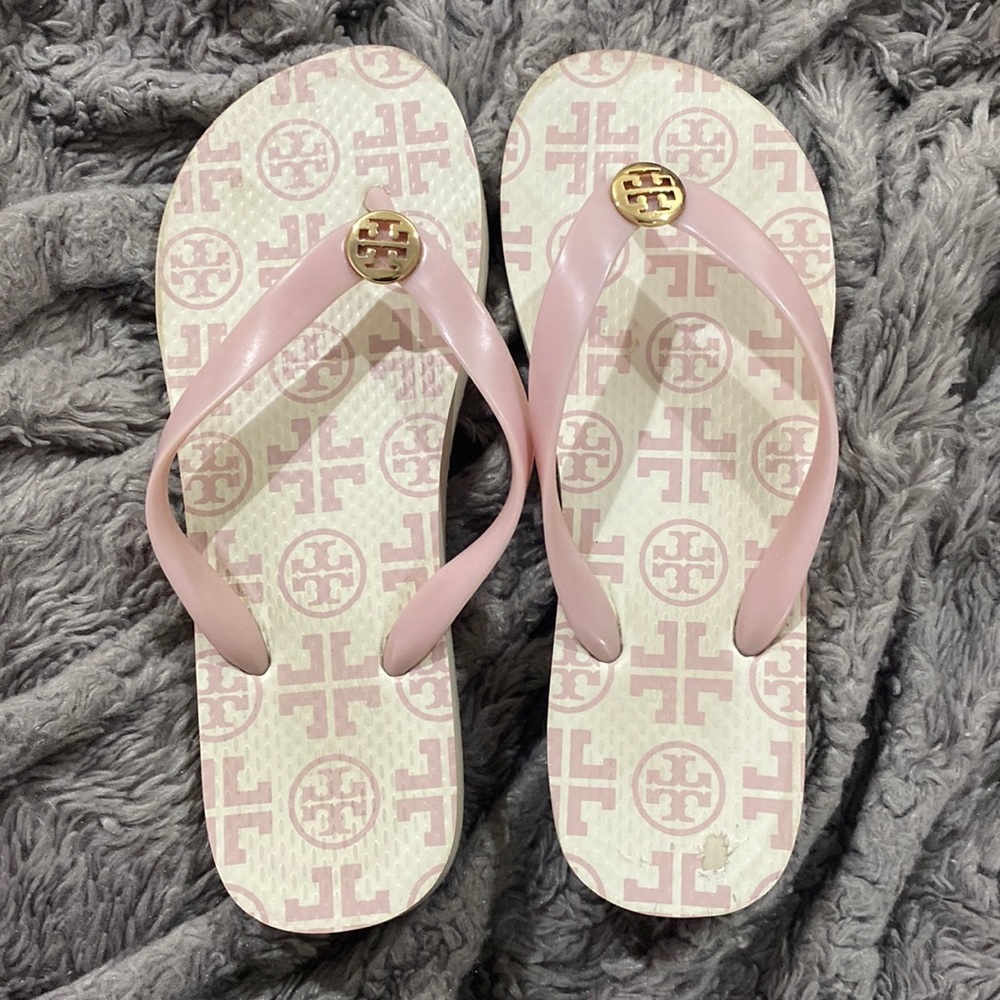 Tory Burch pink gold and white flip flops! Size 6
